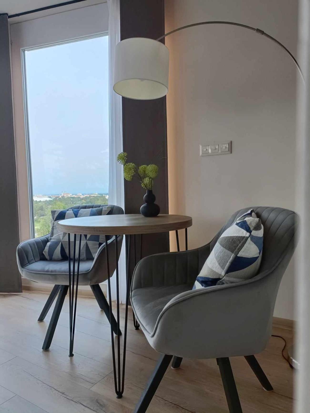 West Panorama Penthouse - Apartment With A Fantastic View Of The City Szombathely Zewnętrze zdjęcie
